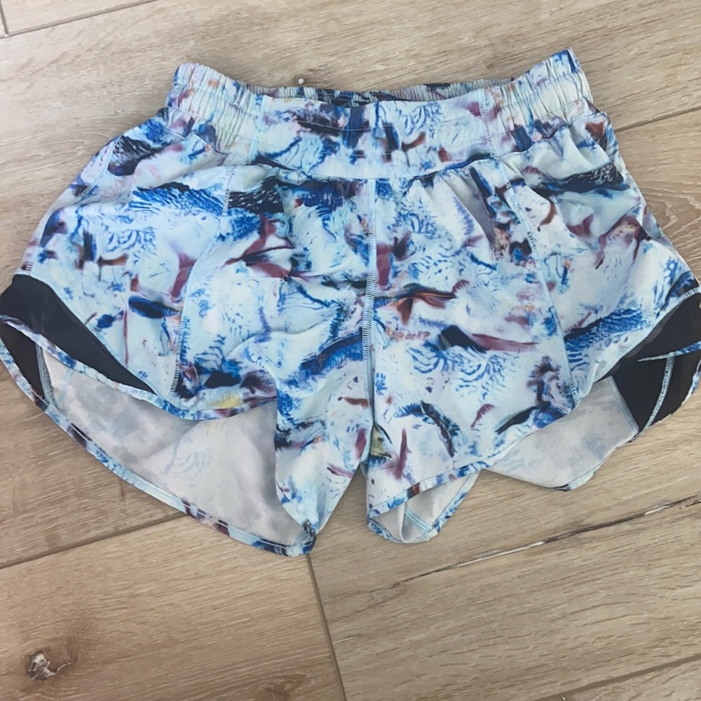 lululemon hotty hots